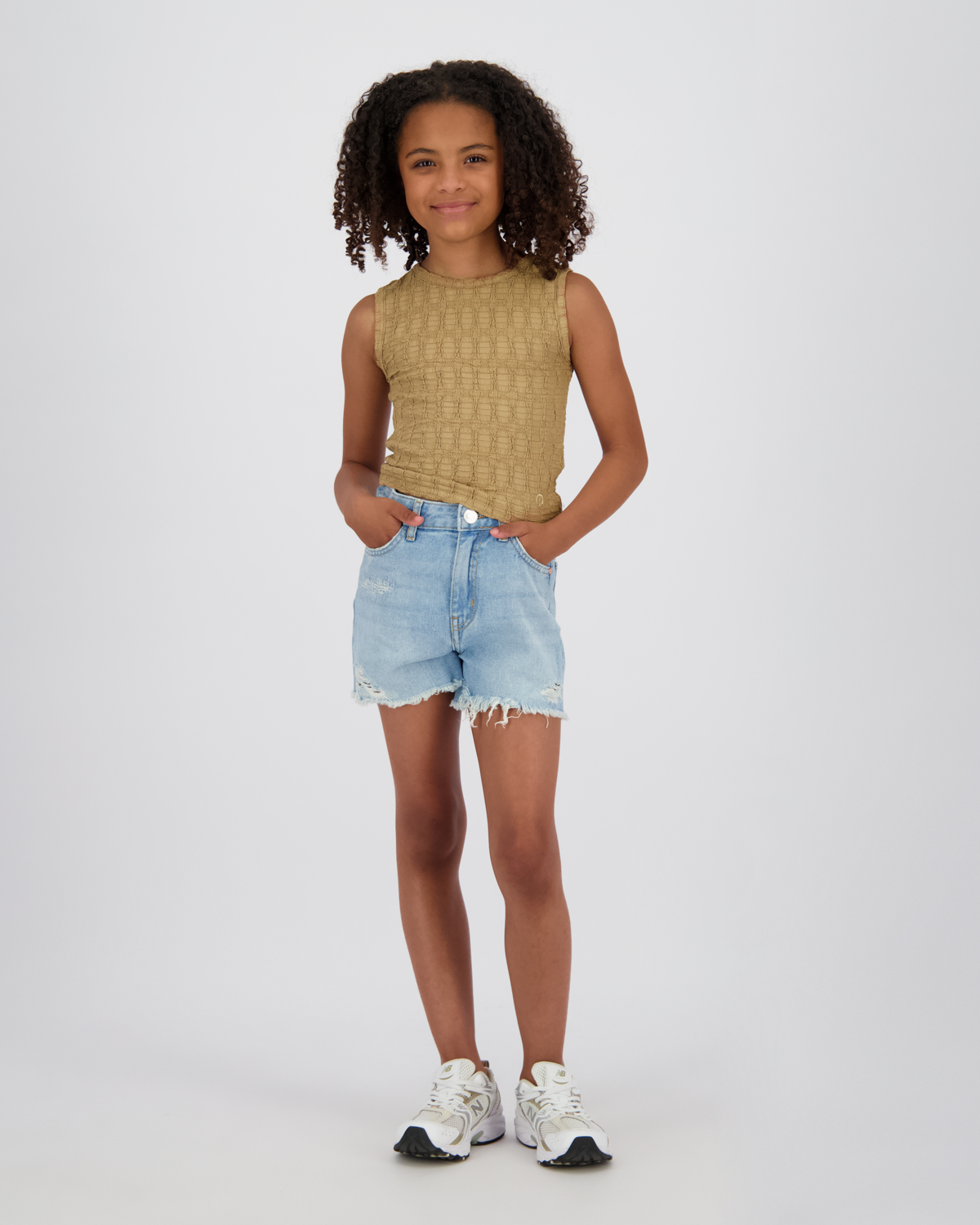 Loose Short Paramaribo Crafted