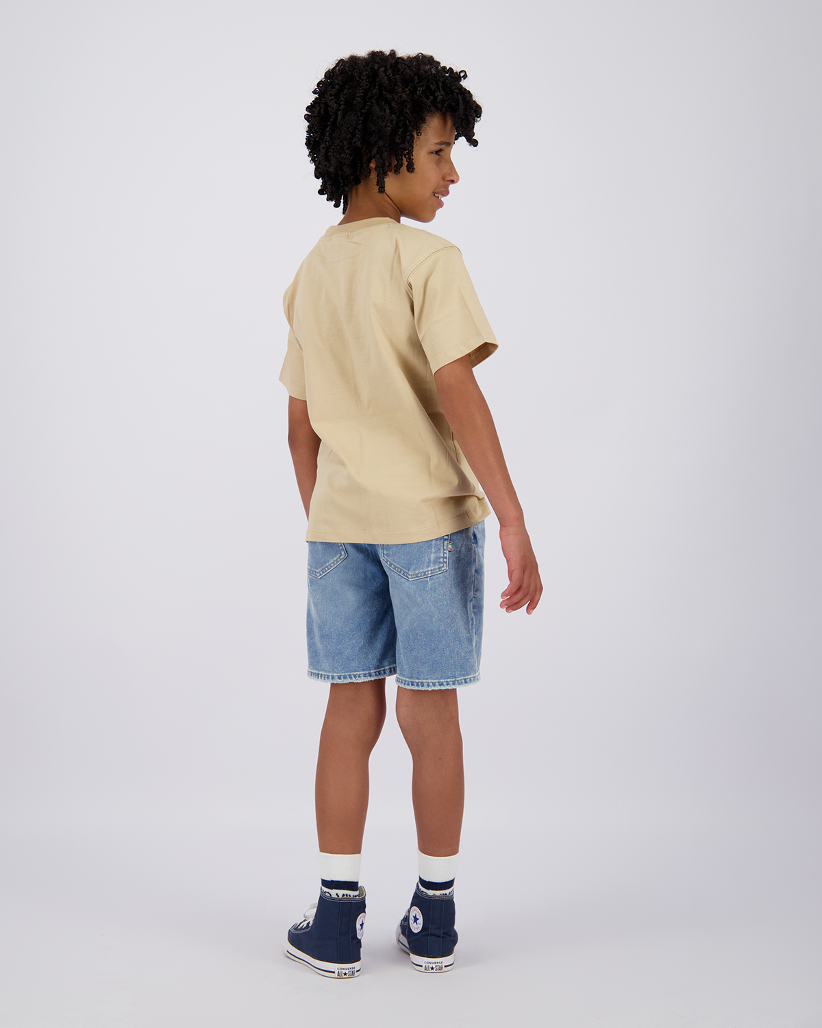 Short Cesare