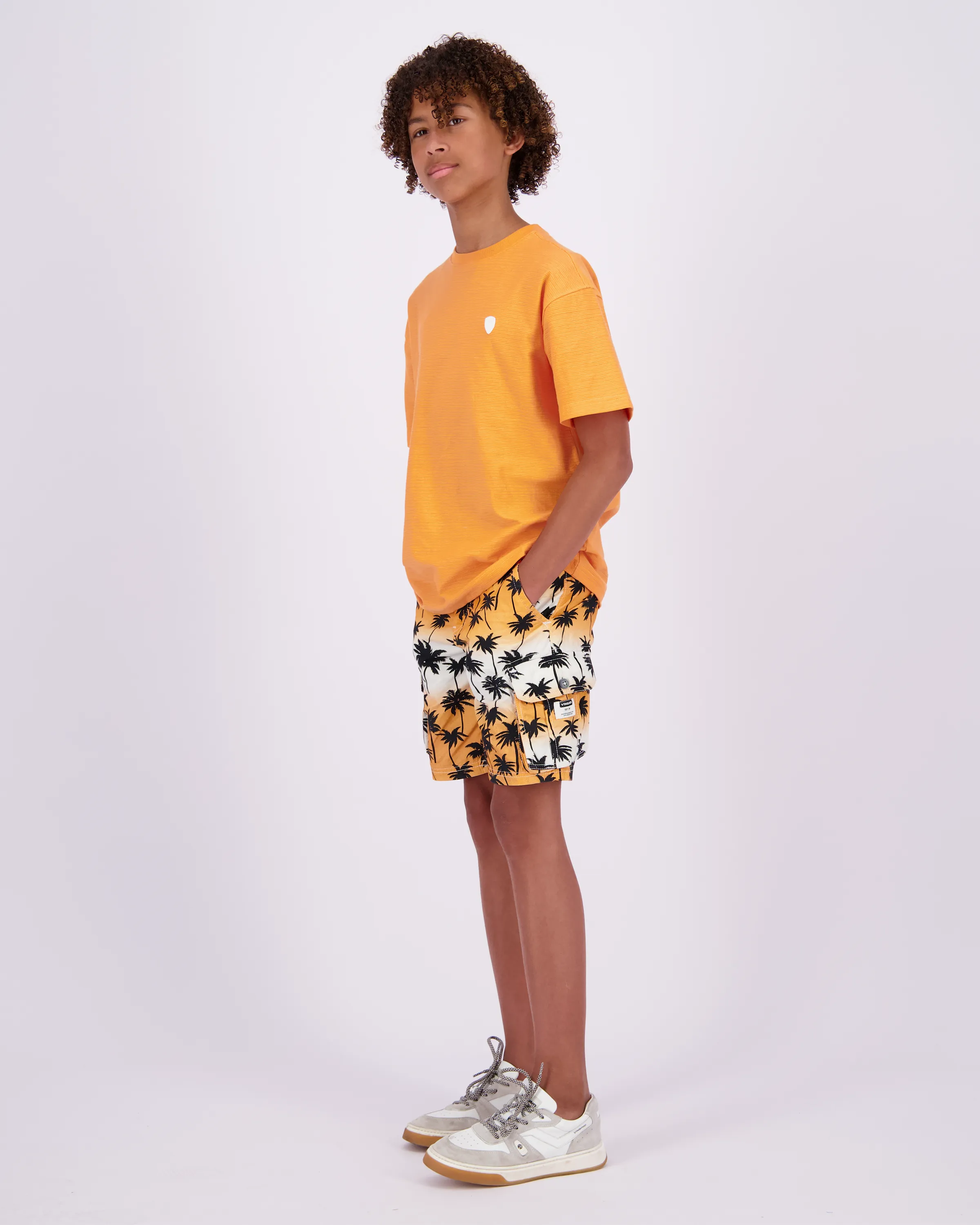 T-shirt Hinjek