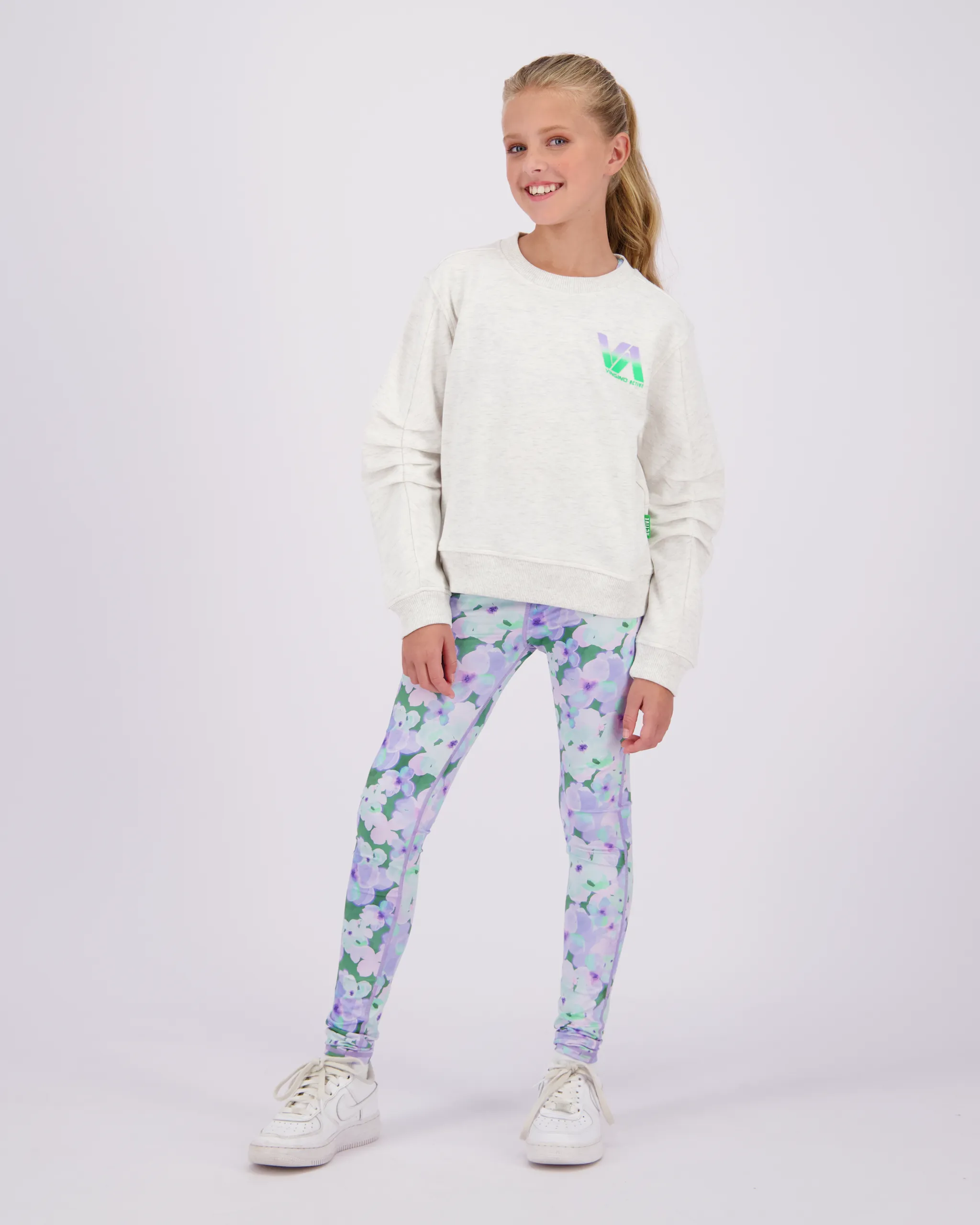 Sweater Nadya